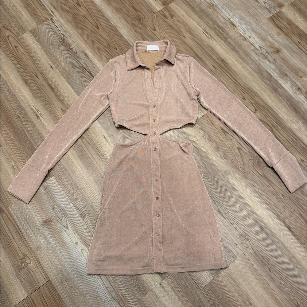 NWOT Isalis Slinky Cut Out Long Sleeve Button Down Dress/Size S